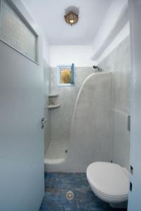 Ένα μπάνιο στο Glaros Hotel (By The Sea)