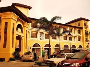 Bangunan di mana terletaknya hotel