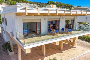 En balkon eller terrasse på Villa Giulia Sea View