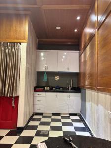 Dapur atau dapur kecil di The Owl Homestay