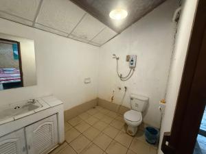 Ένα μπάνιο στο Pai Yard Guest House