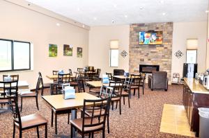En restaurang eller annat matställe på Cobblestone Inn & Suites - Monticello