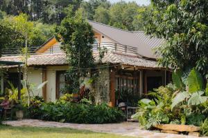 Zahrada ubytování LeeHa Cottage Soc Son