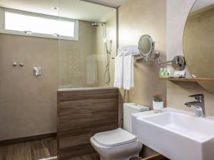 Ένα μπάνιο στο Mercure Rio Boutique Hotel Copacabana +65 φωτογραφίες