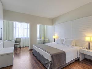 Postel nebo postele na pokoji v ubytování Mercure Rio Boutique Hotel Copacabana + 115 fotografií