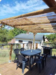 Φωτογραφία από το άλμπουμ του Chalet près du lac σε Les Mazures +20 φωτογραφίες