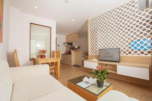 Η κουζίνα ή μικρή κουζίνα στο Gardenia Hue Hotel