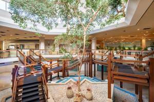 Restaurace v ubytování Hotel Baia di Conte