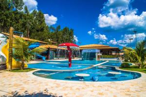 Bazén v ubytování A fazenda Lindomar Gonçalves nebo v jeho okolí