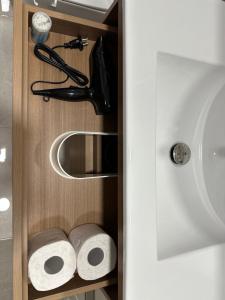 Et badeværelse på Cozy Apartment Radauti + 24 billeder