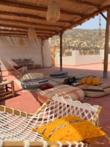 Posezení v ubytování Villa privée 1er étage en location avec piscine et jardin + 9 fotografií