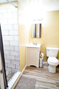 Gallery image of The Art House in Riverdale +14 photos