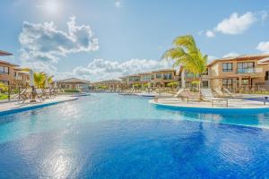 Πισίνα στο ή κοντά στο GB126 Maravilhoso Village com 4 suítes - Guarajuba