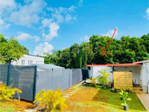 Κήπος έξω από το Maison zen