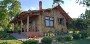 Κήπος έξω από το Cabana da Avenquinha