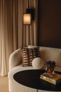 Et opholdsområde på Rosewood Courchevel Le Jardin Alpin