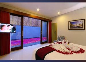 Φωτογραφία από το άλμπουμ του Royal Nyanyi Villas σε Cemagi