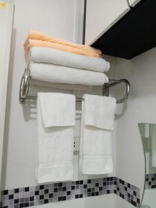 Bilik mandi di 2 Bedroom Condo in AMAIA STEPS NOVALICHES