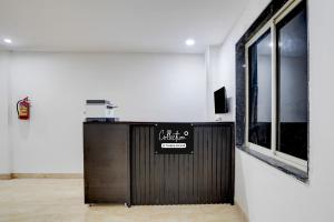 Μια τηλεόραση ή/και κέντρο ψυχαγωγίας στο Collection O Sector 14 Udaipur Formerly Hotel JK Inn