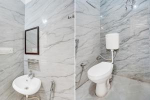 Ένα μπάνιο στο Collection O Sector 14 Udaipur Formerly Hotel JK Inn