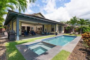 Bassein majutusasutuses Holua Kai#15 või selle lähedal