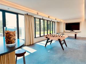 TV/trung tâm giải trí tại Ferme Valentour