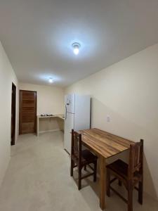 Kuchyň nebo kuchyňský kout v ubytování Villa Tijubina