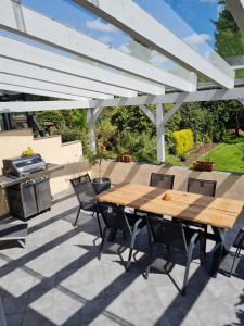 Taman di luar Ferienwohnung in der Ahornstrasse