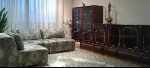 Χώρος καθιστικού στο Солнечная квартира +14 φωτογραφίες