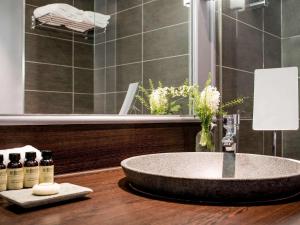 Ванная комната в Pullman Toulouse