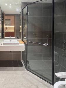 Ένα μπάνιο στο Aki Room Ở Space Ecopark