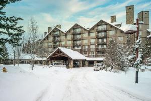3022 Studio Getaway in Suncadia with Spa, Ski, Golf, Hike & More! v zimě