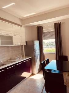 Galeriebild der Unterkunft Front Beach Exclusive Apartments in Struga + 218 Fotos