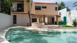 Πισίνα στο ή κοντά στο THE HOUSE VILLA 8pax
