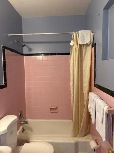 Gallery image of Shady Grove Motel in Ashland