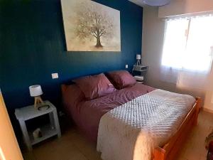 Ένα ή περισσότερα κρεβάτια σε δωμάτιο στο Albizias I