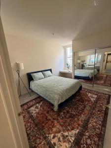 Foto dalla galleria di 2BR With Parking!! a Los Angeles