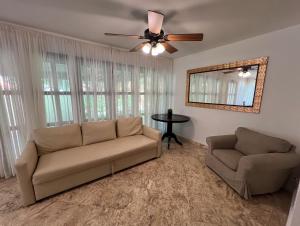 Posezení v ubytování Condo 1bdr 1bth beach access