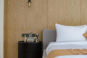 Ένα ή περισσότερα κρεβάτια σε δωμάτιο στο Villa Patagonia - Luxury 4BR - 2 Min to Beach