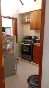 Η κουζίνα ή μικρή κουζίνα στο Apartamento a muy buen precio