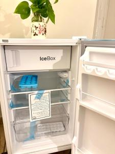 Billede fra billedgalleriet på Cozy 2-Bed Apartment with Kitchen & Dining i Karachi + 42 billeder