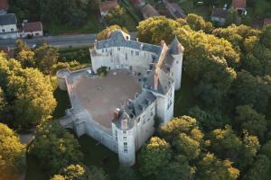 Vaade majutusasutusele Chambre d'hôtes face à Briare linnulennult