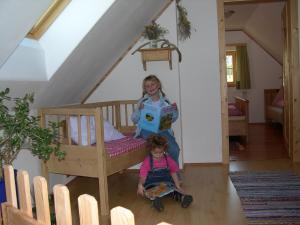 Dzieci zatrzymujące się w obiekcie Ferienhaus Lenzau