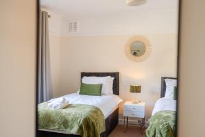 Afbeelding uit fotogalerij van Spacious 4 Bed Detached Home I Sleeps 8-10 