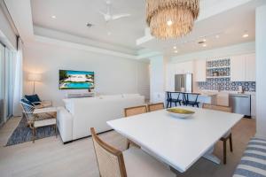 Μια τηλεόραση ή/και κέντρο ψυχαγωγίας στο Beachcomber 39