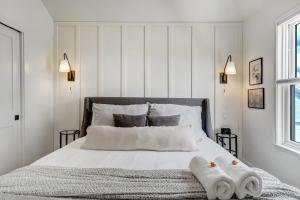 Postel nebo postele na pokoji v ubytování Whitewater Peak - Cozy Retreat with Scenic Views + 17 fotografií