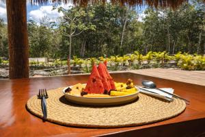 Makanan di atau berdekatan resort