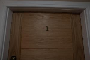 Fotografie z fotogalerie ubytování Derby Town Luxe studio room with own bathroom and kitchenette v destinaci Derby