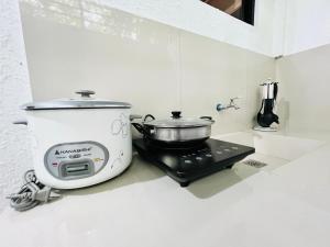 Φωτογραφία από το άλμπουμ του Cozy 3BR House for Groups with AC Wifi Free Parking σε Cebu City