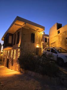 Το κτήριο όπου στεγάζεται  το ξενοδοχείο